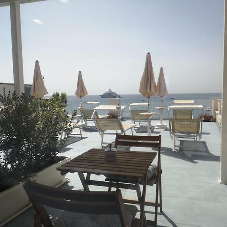 Tulla'S Hotel Giardini-Naxos Buitenkant foto
