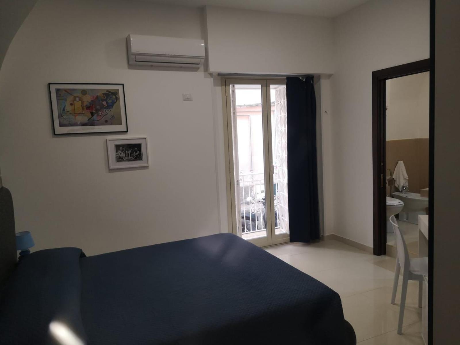 Tulla'S Hotel Giardini-Naxos Buitenkant foto